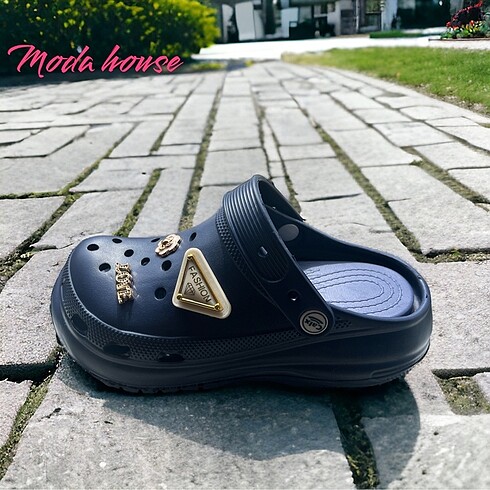 Crocs terlik