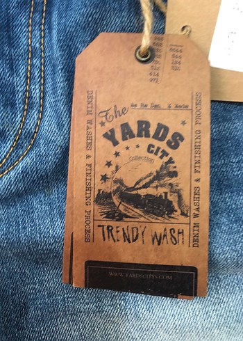 31 Beden kahverengi Renk Düğmeli Regular Fit Denim Erkek Şort