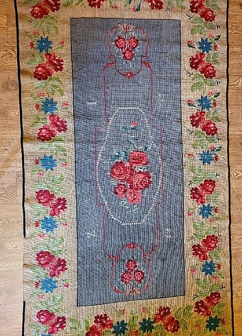 1936 yapımı el işi kanevice işlenmiş kilim