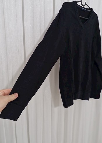 Siyah V Yaka Uzun Kollu Kadın Kazak - Görsel 2