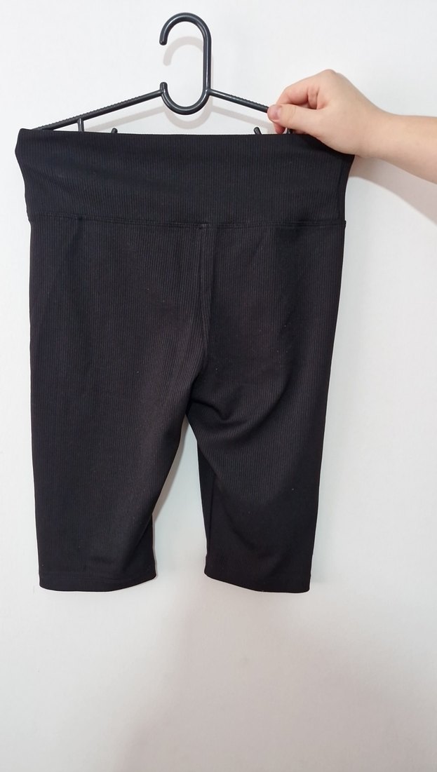 Siyah Midi Spor Şortu - Görsel 2