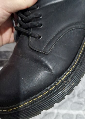 39 Beden Siyah Deri Bağcıklı Punk Tarzı Kadın Bot