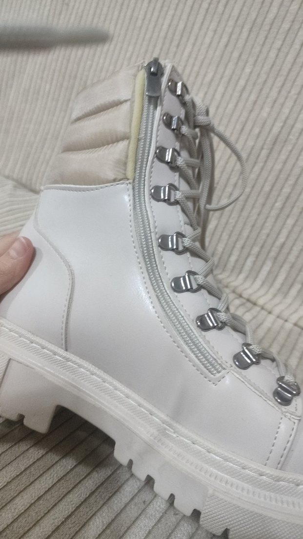 Bej Deri Platform Topuklu Bağcıklı Kadın Bot - Görsel 3