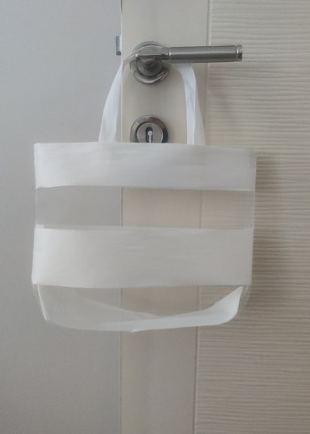 Beyaz Minimalist Kadın Çanta