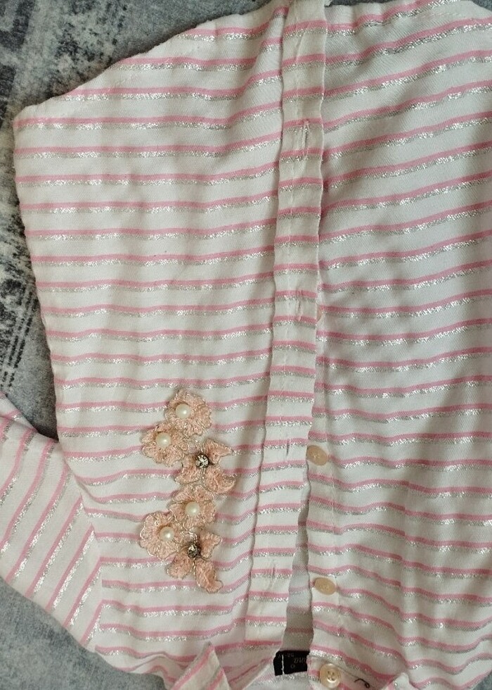 Gömlek  - Görsel 2