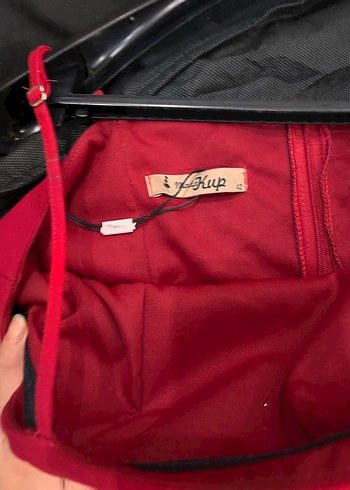 kırmızı abiye - Görsel 3