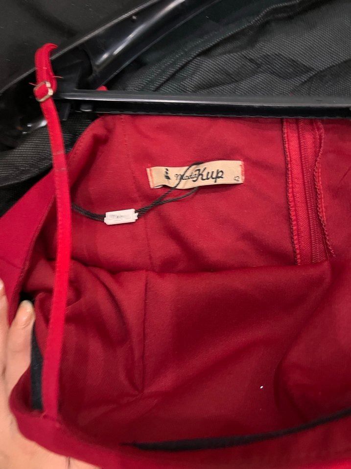 kırmızı abiye - Görsel 3