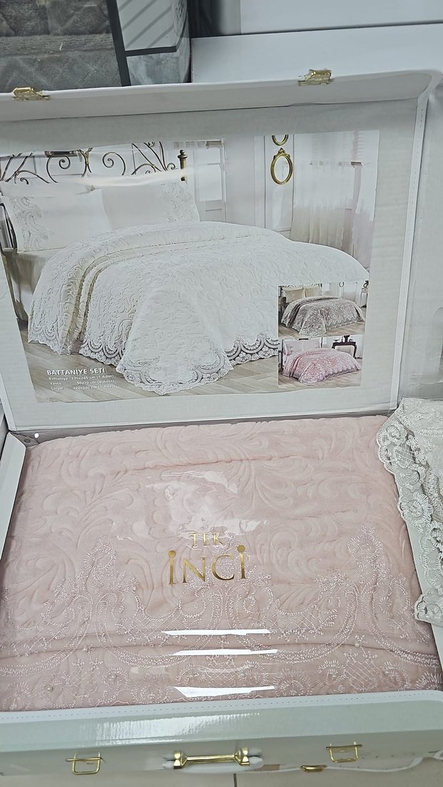 Bej Renkli Baskılı Yatak Örtüsü - Görsel 4