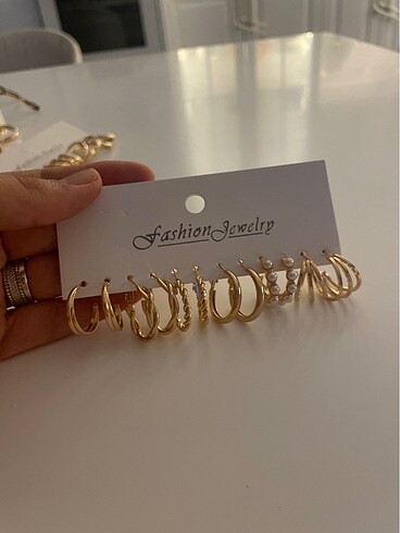 H&M Gold halka küpe seti