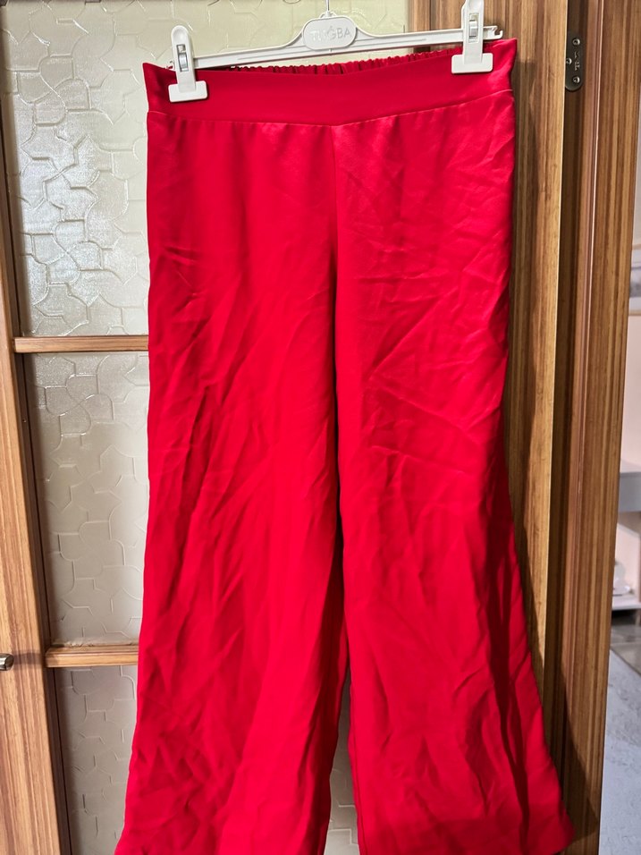 Modanisa kırmızı takım - Görsel 4