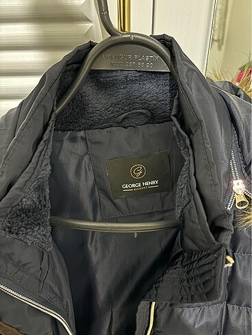 xl Beden George henry mont