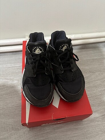 Nike huareche spor ayakkabı