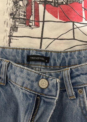 38 Beden mavi Renk Yırtık Detaylı Kadın Kot Pantolon