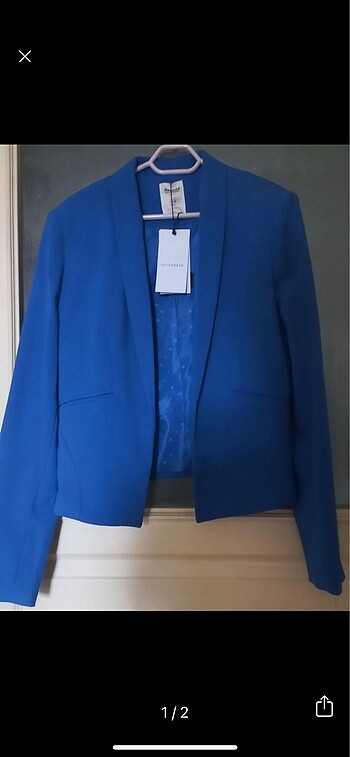 BERSHKA BLAZER