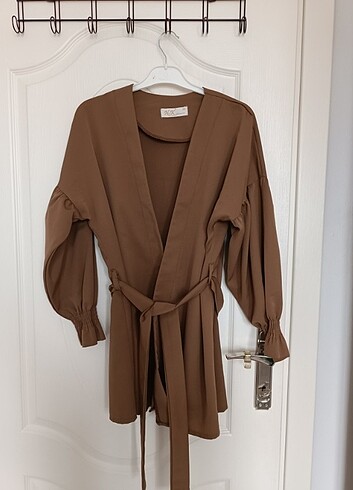 Kahverengi kimono 