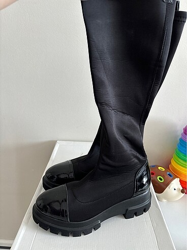 38 Beden Nine west çorap çizme