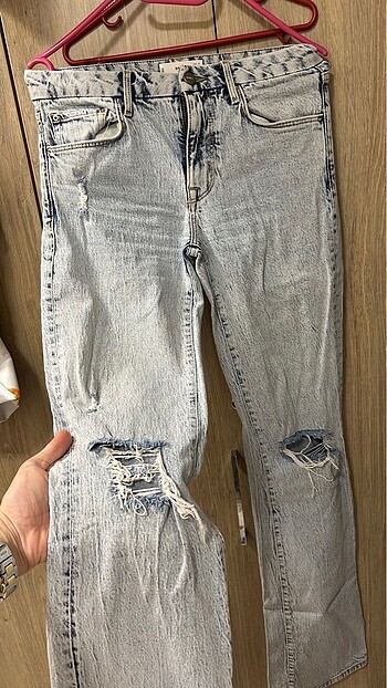 MANGO YIRTIK JEAN