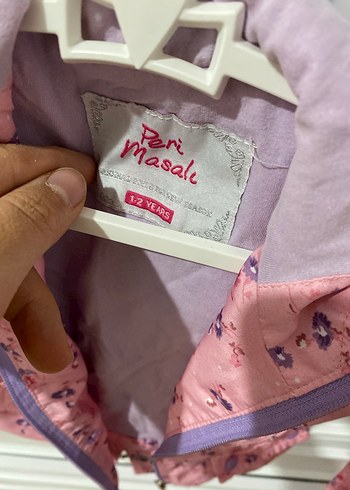 Kız Çocuk Pembe Düğmeli Yağmurluk - Görsel 3