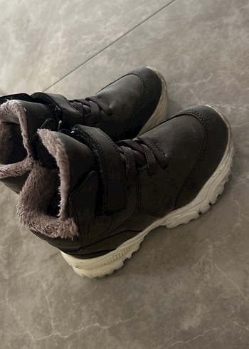 Gri Süet Erkek Çocuk Kürklü Bot - Görsel 2