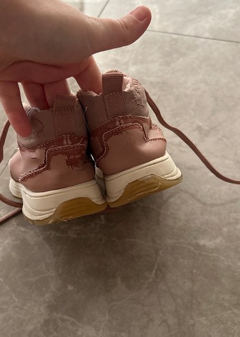 Kız Çocuk pembe Bağcıklı Bot - Görsel 2