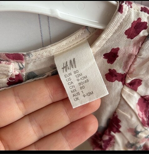 9-12 Ay Beden H&M kız bebek elbise