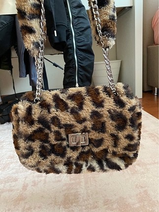Stradivarius leopar çanta