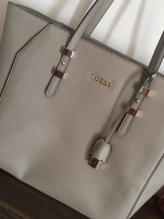 Guess GUESS KREM ÇANTA