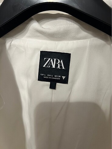 Zara Zara crop blazer