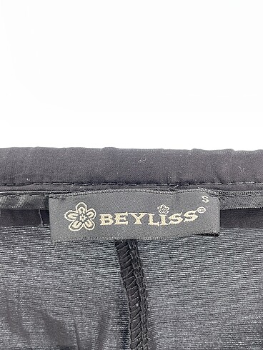 s Beden siyah Renk Vintage Love Düz Kesim %70 İndirimli.