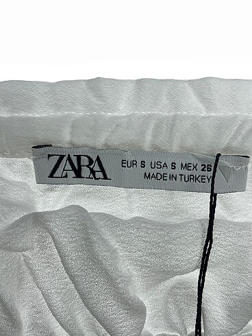 s Beden beyaz Renk Zara Mini Üst %70 İndirimli.