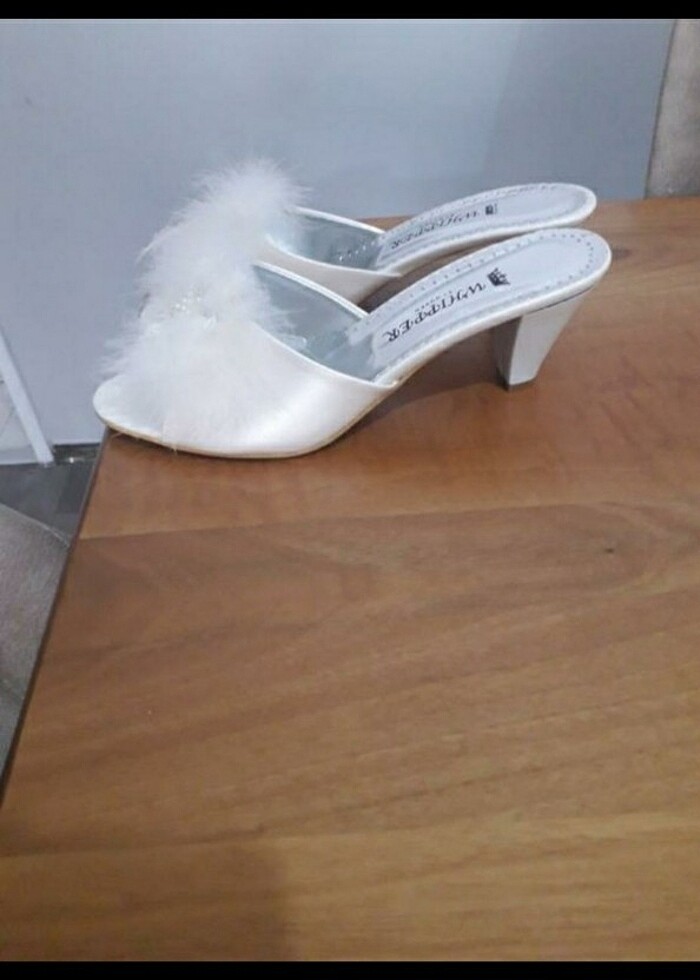 Kadın terlik - Görsel 3