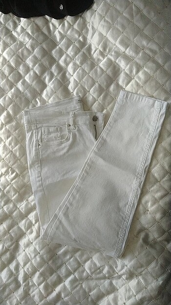 27 Beden beyaz Renk Pantolon