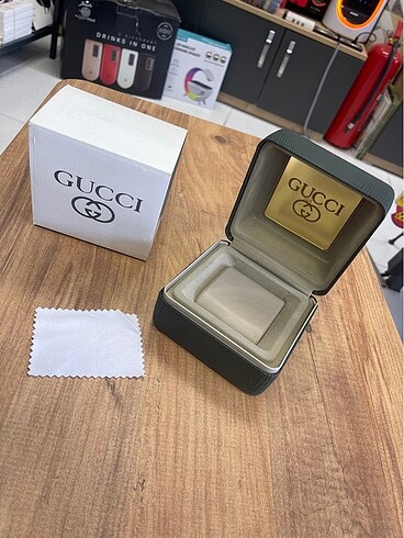 Gucci saat