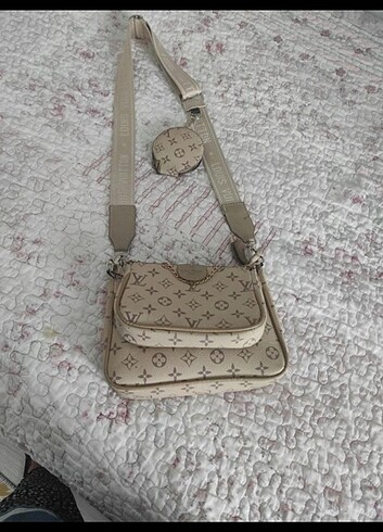 Louis Vuitton çanta