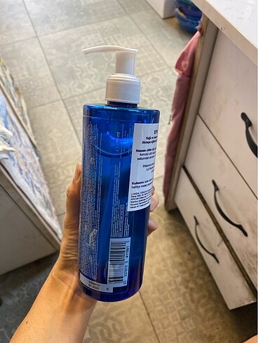 La Roche Posay Orijinal mı bilmiyorum burdan aldım bende ama hediye geldiği içi