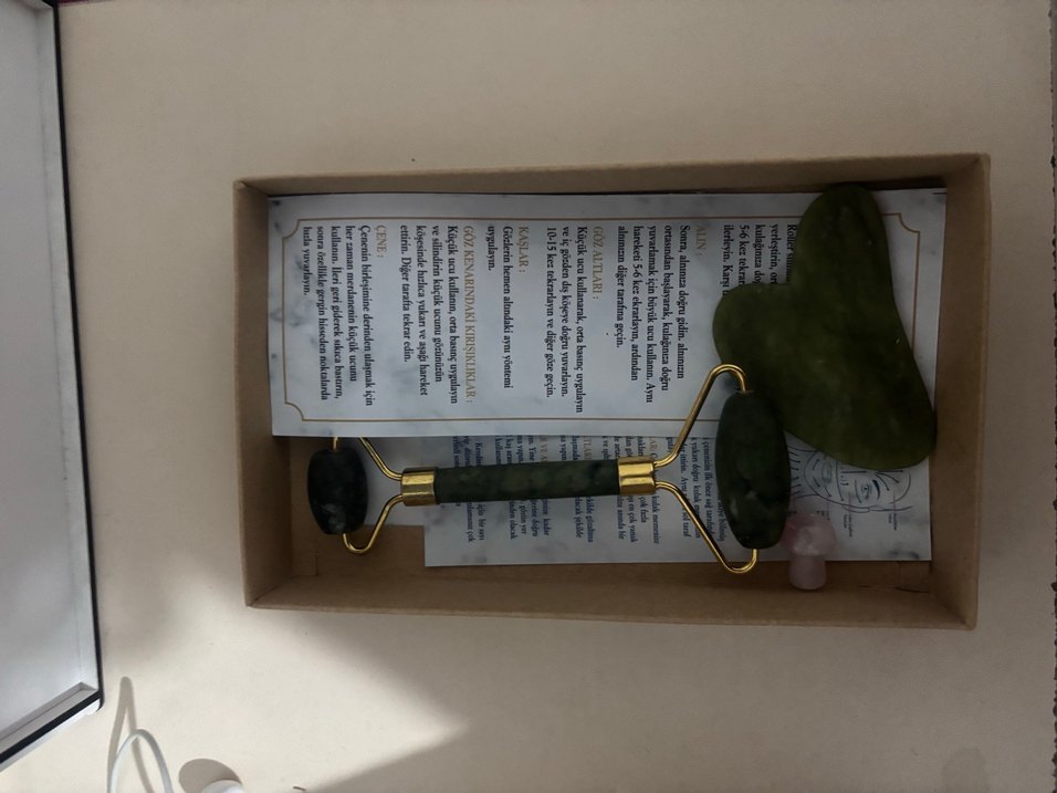 Doğal Taş Yüz Masaj Aleti ve Gua Sha - Görsel 2