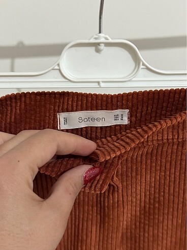 Saaten Kısa kadife etek