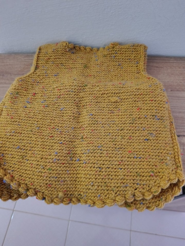 Sarı Bohem Örgü Kız Yeleği - Görsel 3