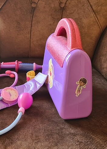 Disney Doc Mcstuffins Işıklı Doktor Çantası 