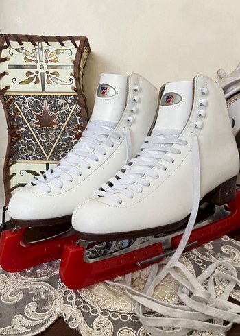 Buz pateni 39.5 numara artistik - Görsel 4