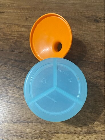 Beden tupperware mama kabı