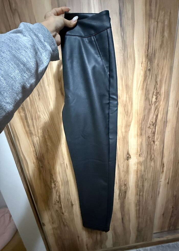 Trendyolmilla 34 beden deri pantolon - Görsel 4