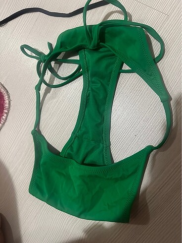 38 Beden yeşil Renk yeşil bikini altı 38 beden