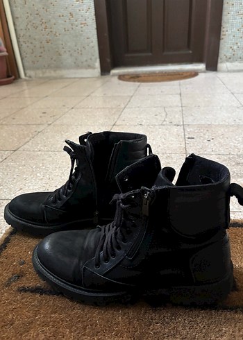 Siyah Erkek Botu - Görsel 3