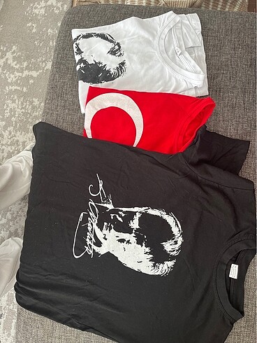 Diğer 3 lü Atatürk?lü türk bayraklı tşört