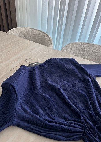 Zara Lacivert shine elbise standart beden