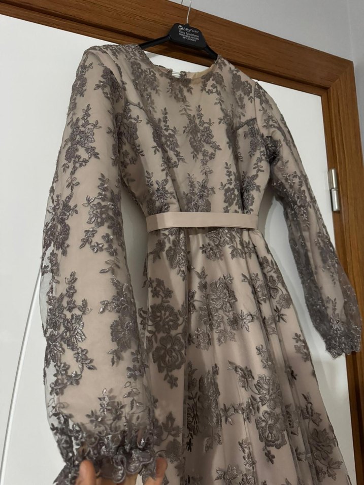 Dantel Detaylı Uzun Kollu Vintage Elbise - Görsel 4