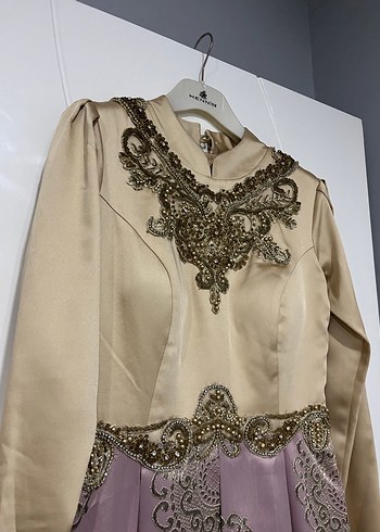 Bej ve Pembe Nakışlı Uzun Kollu Elbise - Görsel 3