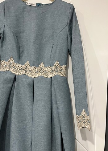 Düğmeli Nakışlı Vintage Uzun Kollu Nişan Elbisesi - Görsel 4