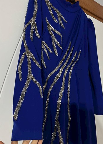 Uzun Mavi İşlemeli Drapeli Abiye Elbise - Görsel 4